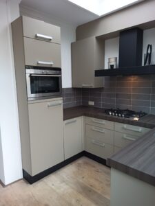 Lees meer over het artikel Een volledige keukenrenovatie! keuken K4 wrap