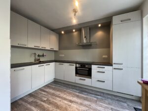 Lees meer over het artikel Keukenwrap + nieuwe achterwand in Lemmer!