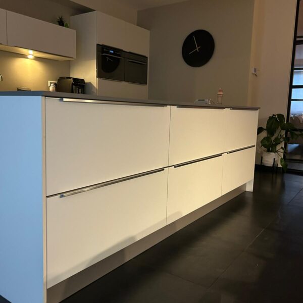 WhatsApp Image 2025-11-10 at 08.39.46 (1)