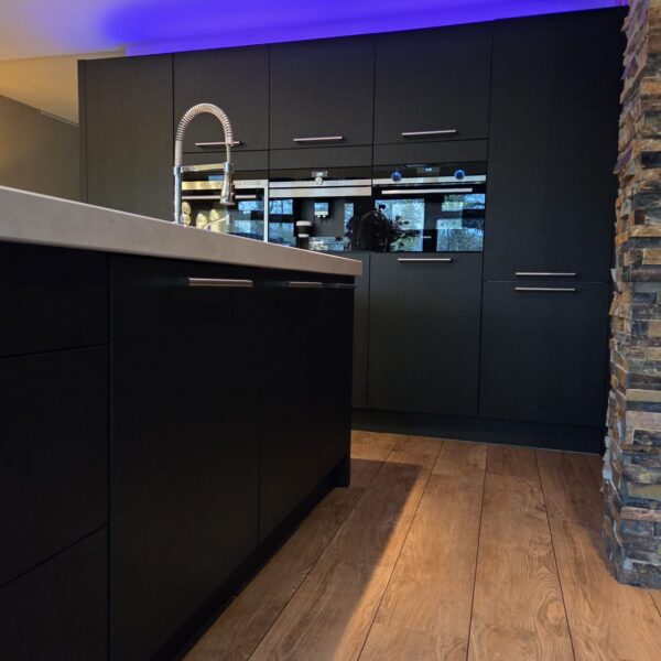 keuken wrap zwart hout