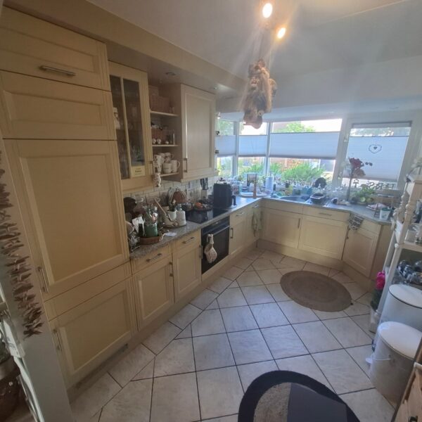 WhatsApp Image 2025-12-10 at 08.52.37