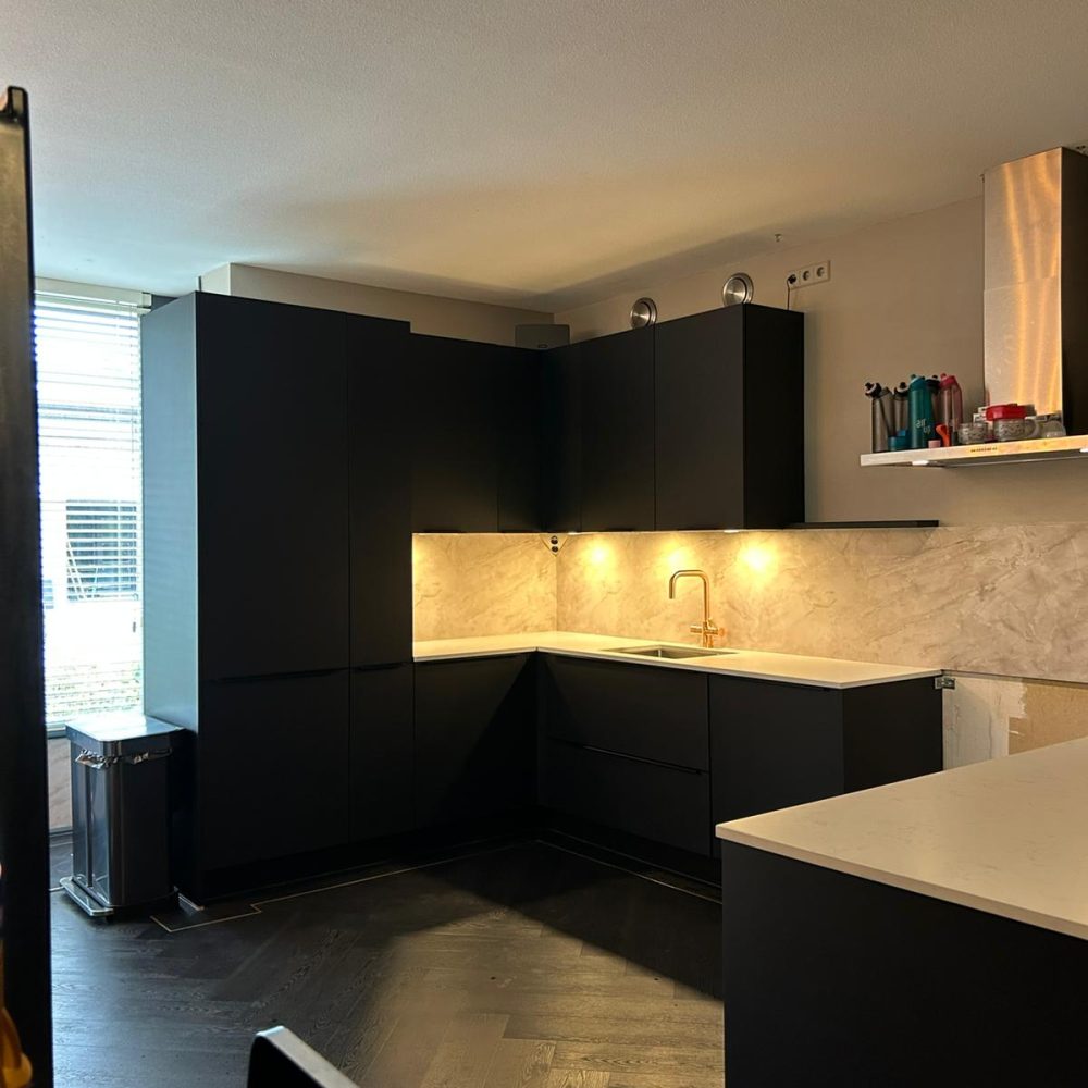 Hoofbeedld after 0810